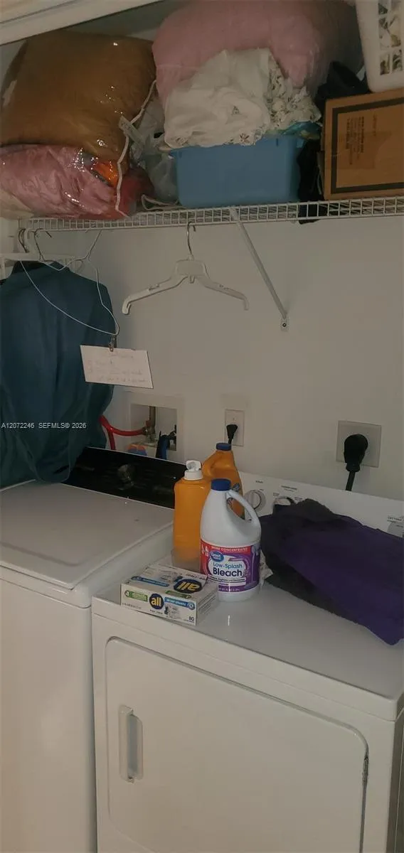 Photo 28