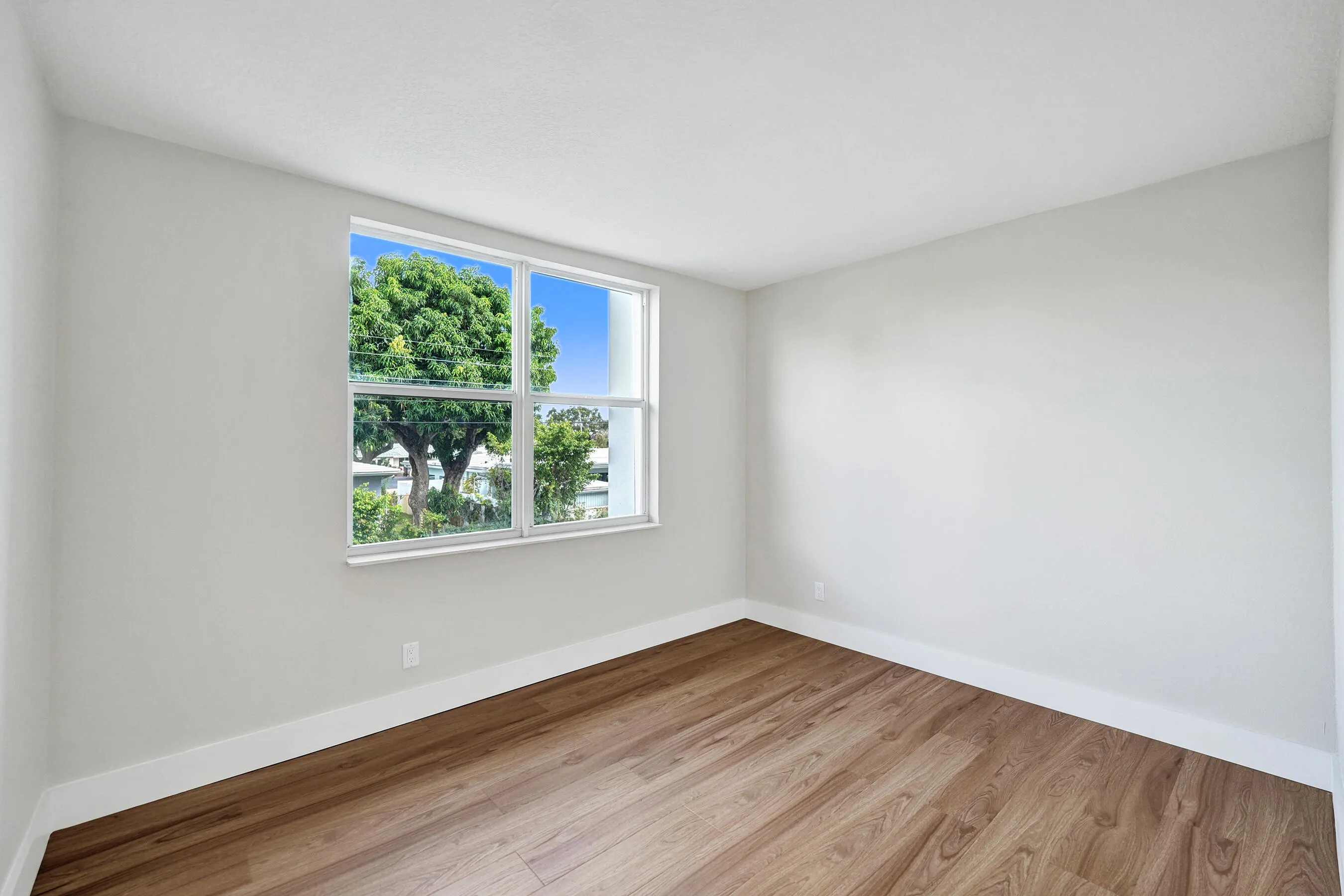 Second bedroom - Ideal for office/den; pre-wired for wall-mounted TV