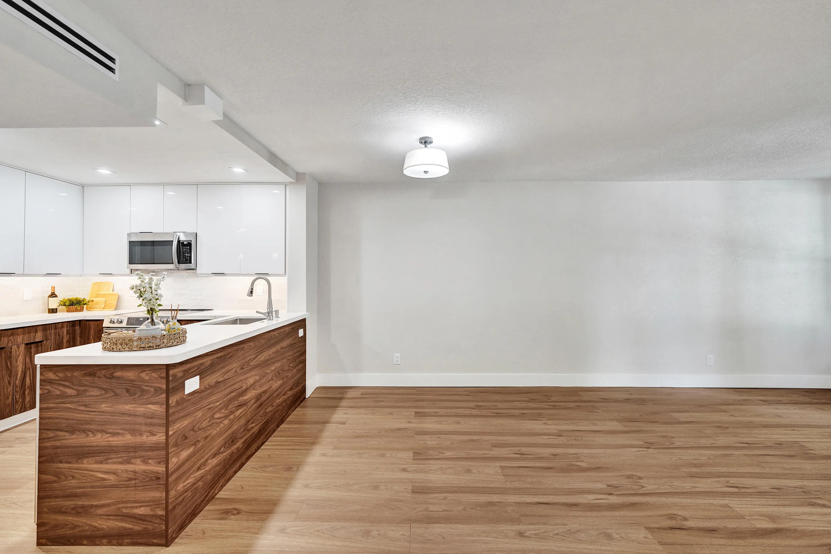 Dining area has room for a sideboard/buffet