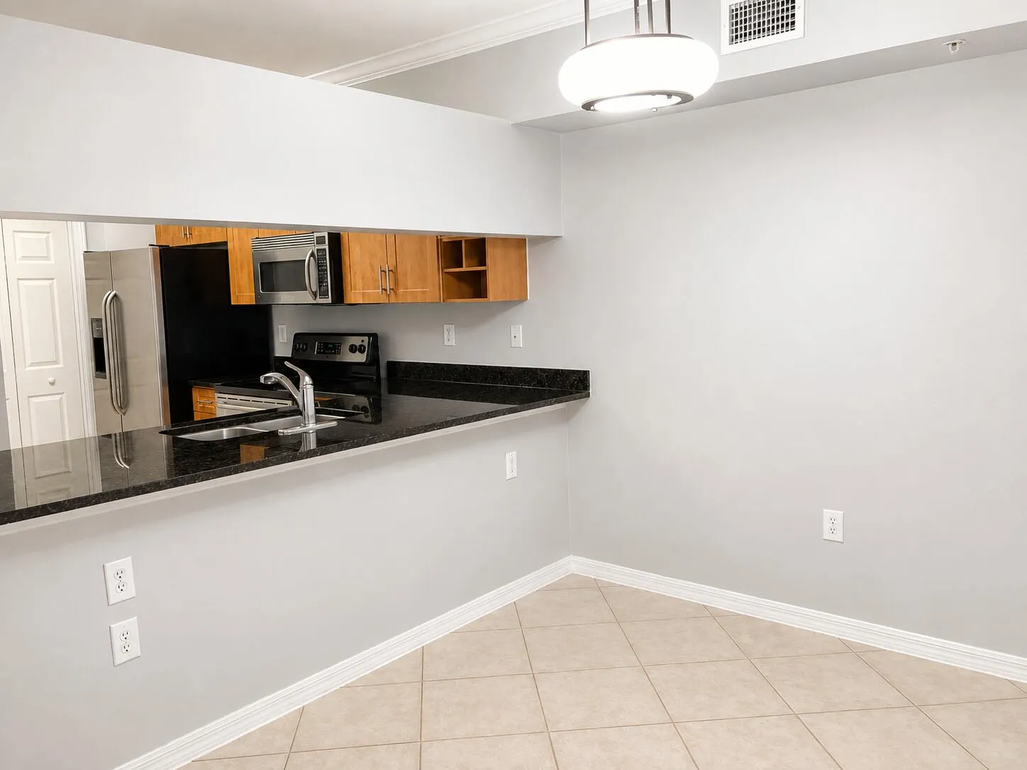 6521 Emerald Dunes Drive 206