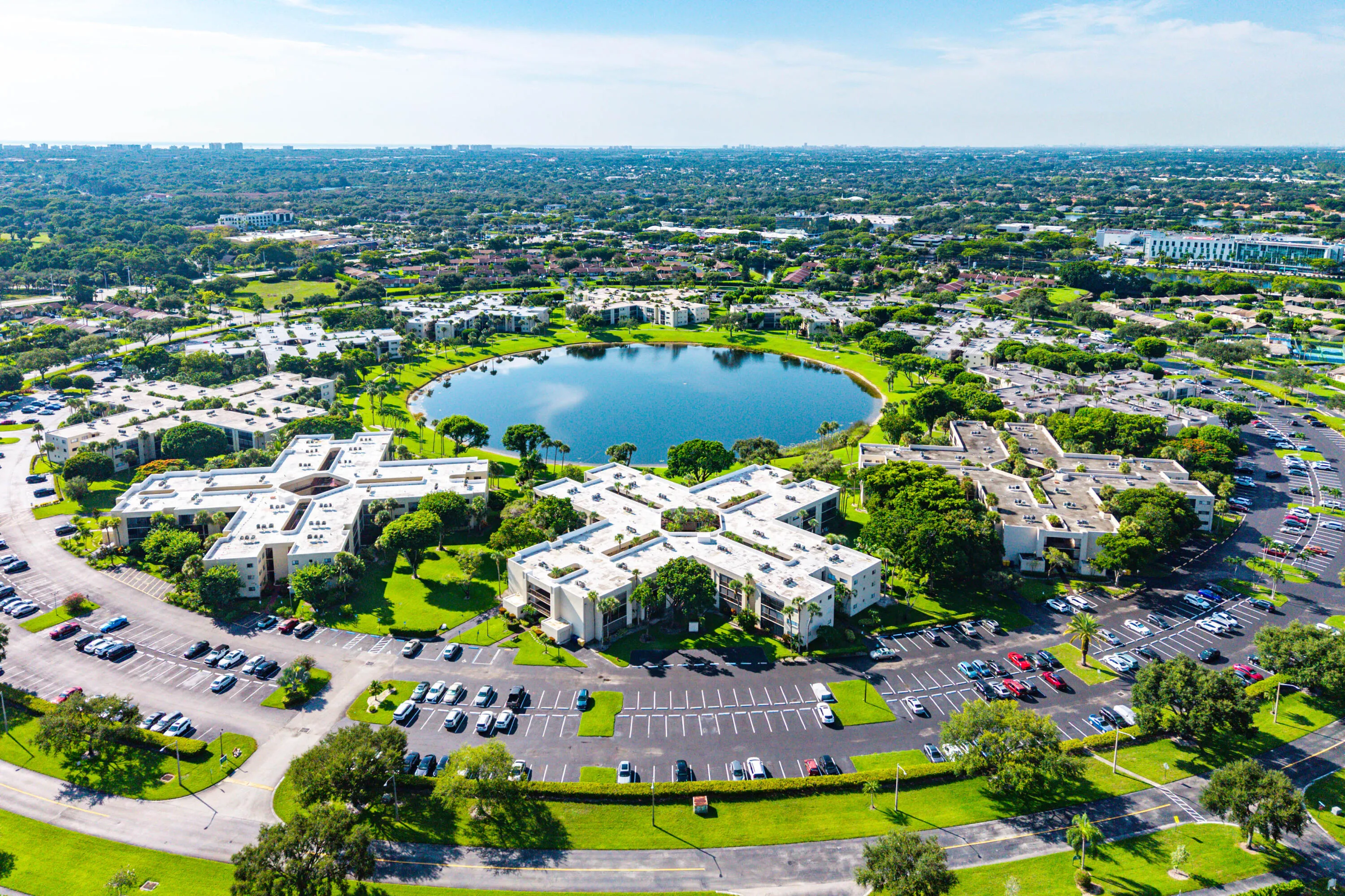 032-5190LasVerdesCircle-105-DelrayBeach-