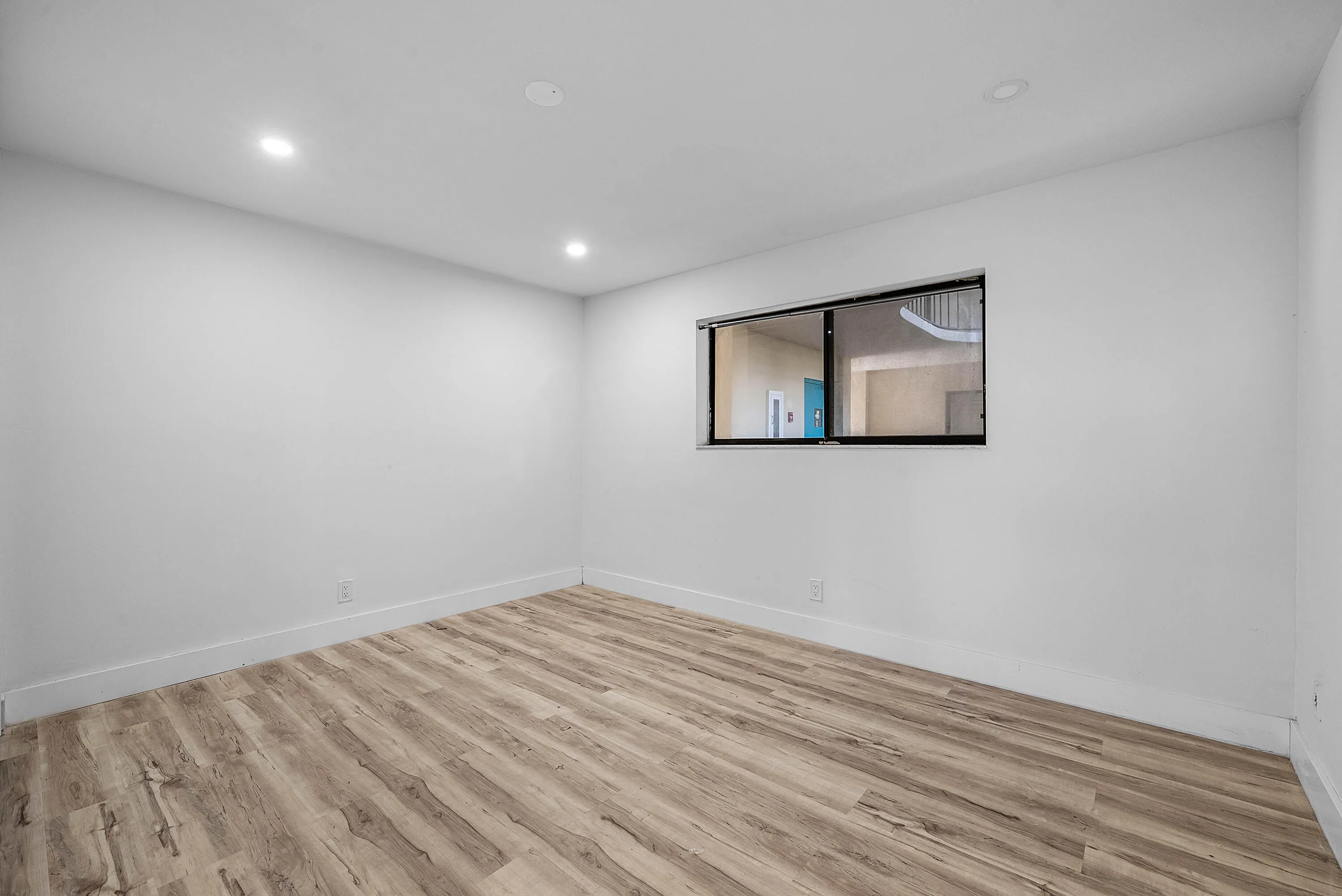 013-5190LasVerdesCircle-105-DelrayBeach-