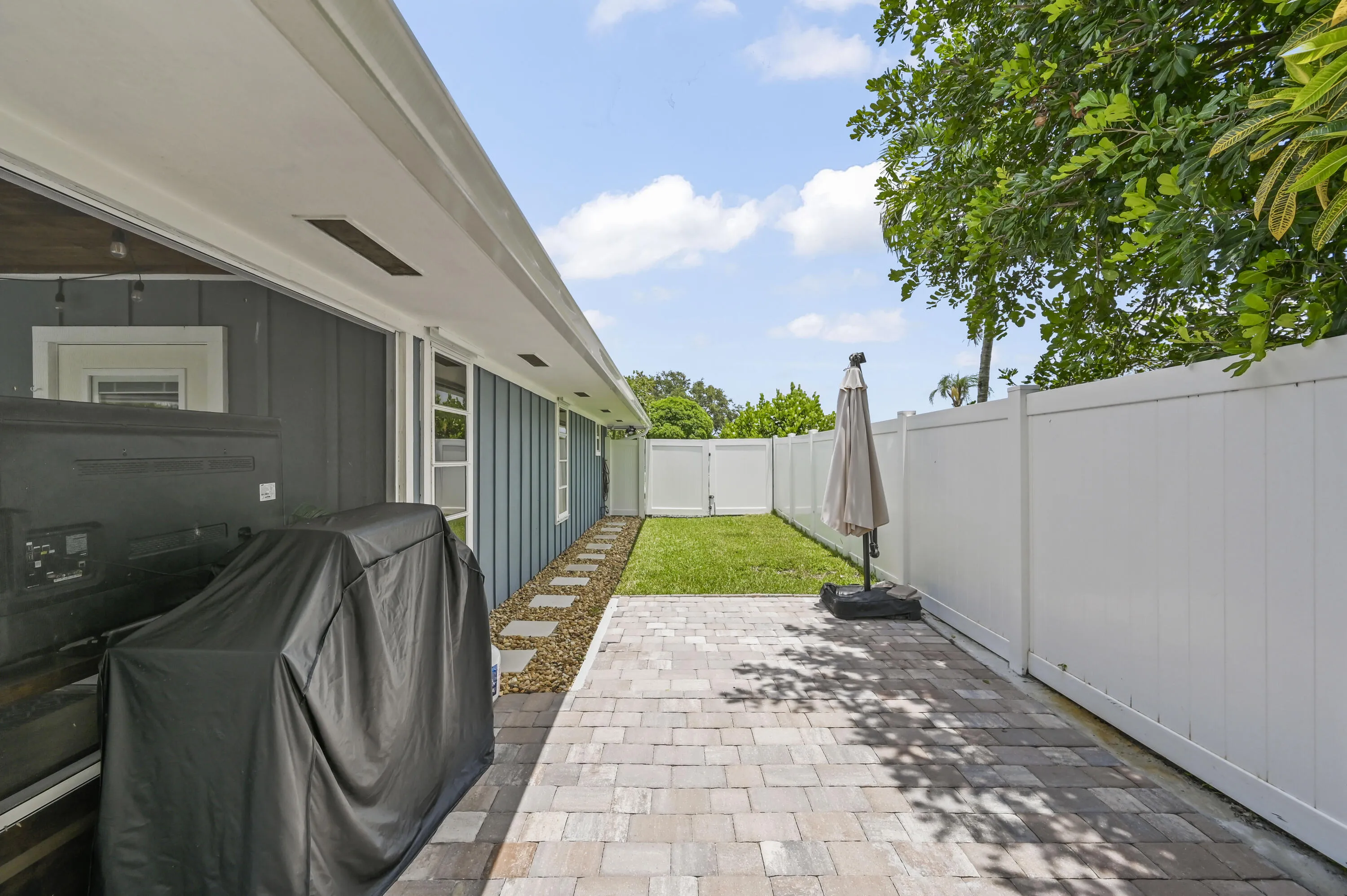 1102 Kriss Ln Jupiter, FL09
