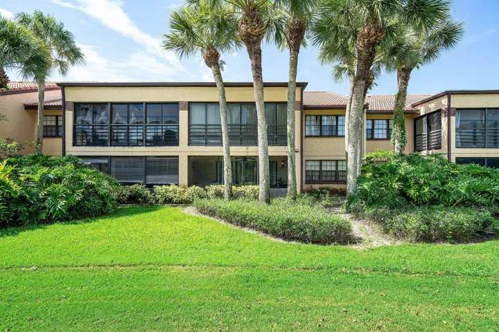 030-11223AspenGlenDrive-BoyntonBeach-FL-