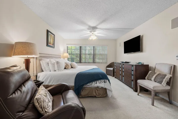 021-11223AspenGlenDrive-BoyntonBeach-FL-