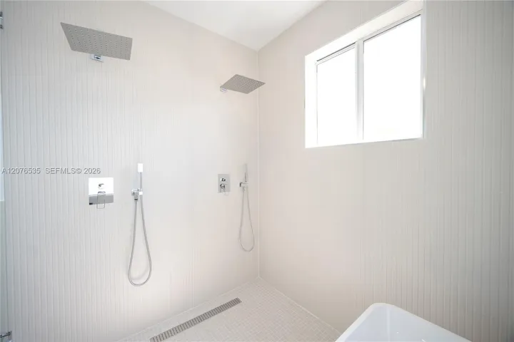 Photo 39