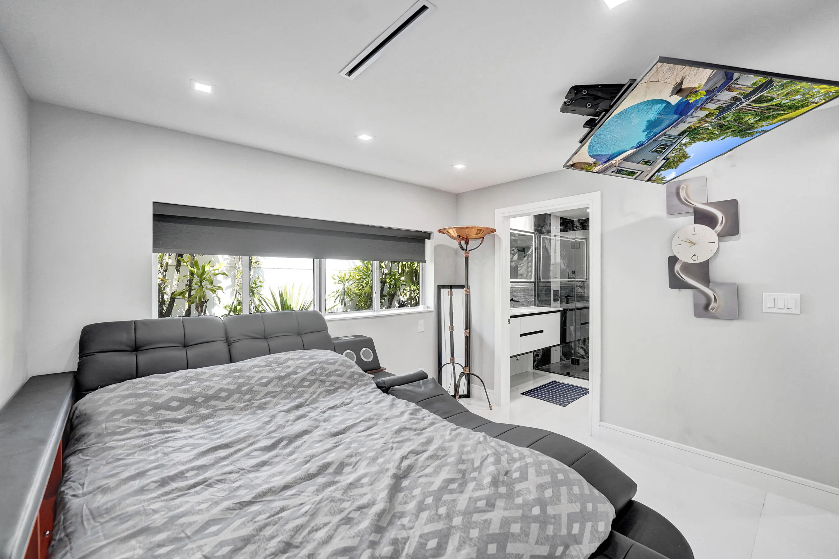 Guest bedroom #2