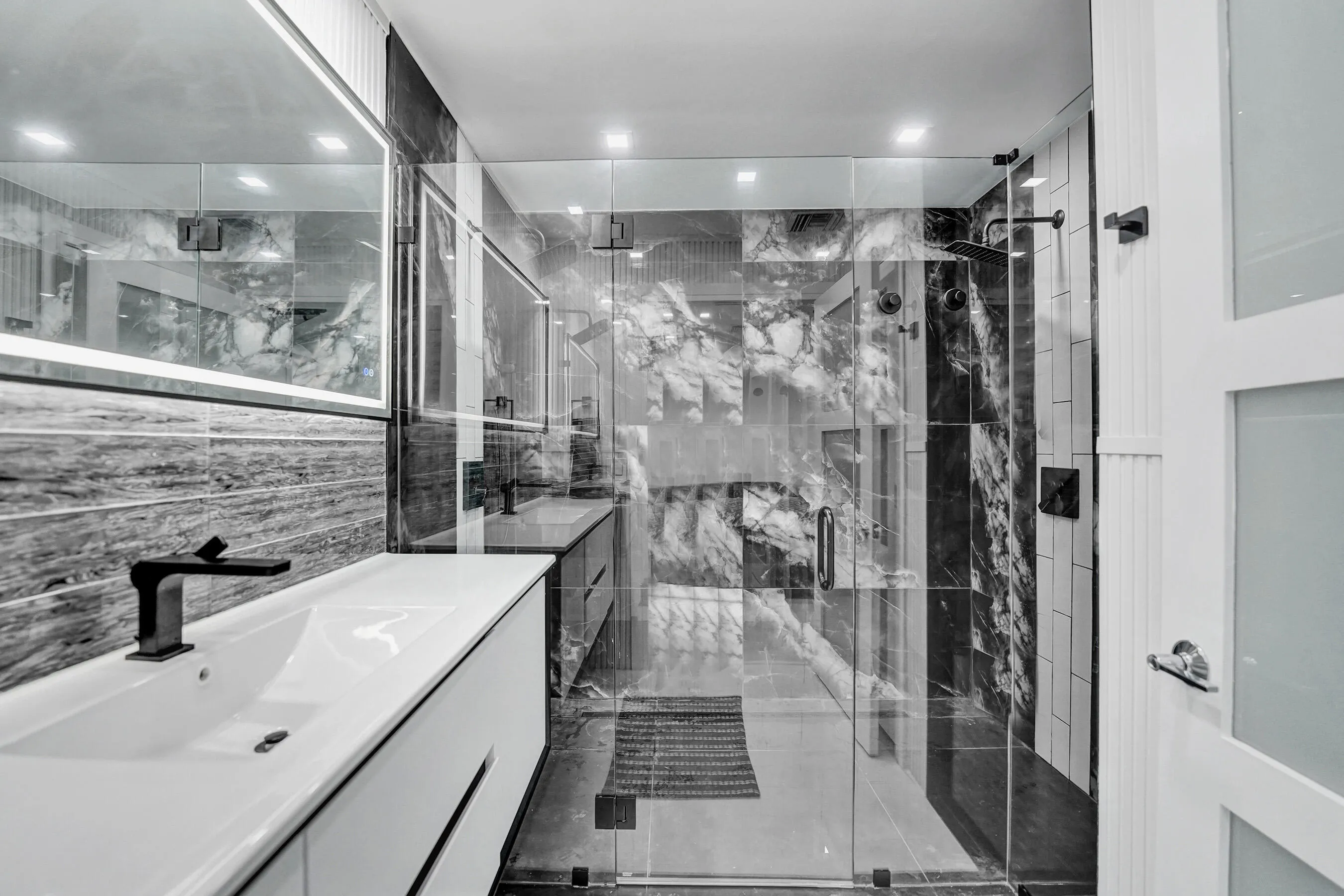 Bathroom #2 ensuite