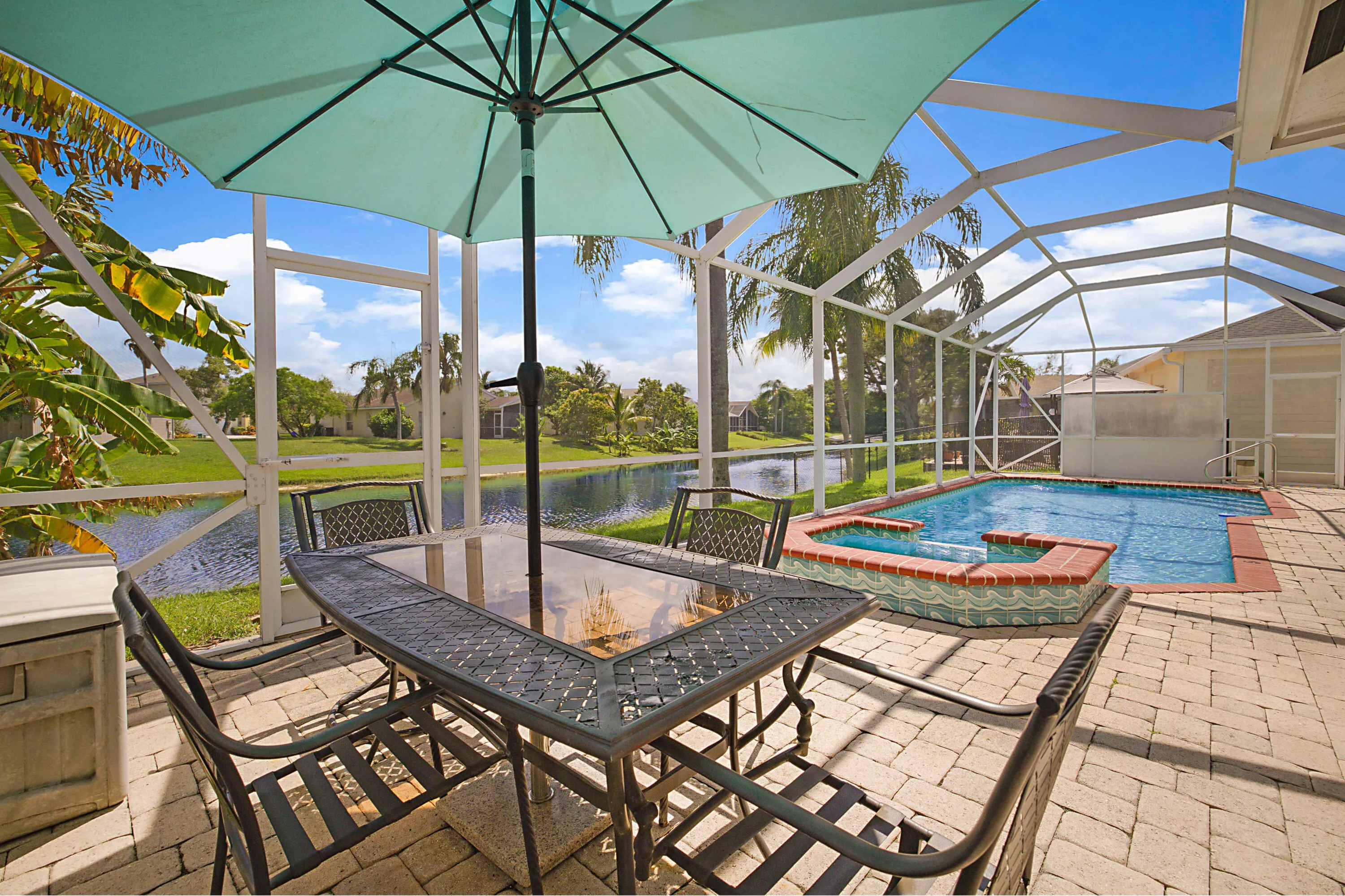 1422 Fairway Circle-41