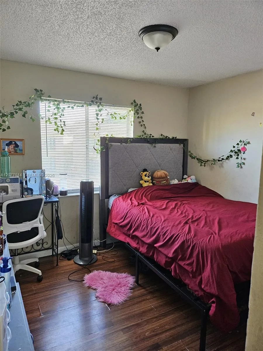 Photo 36