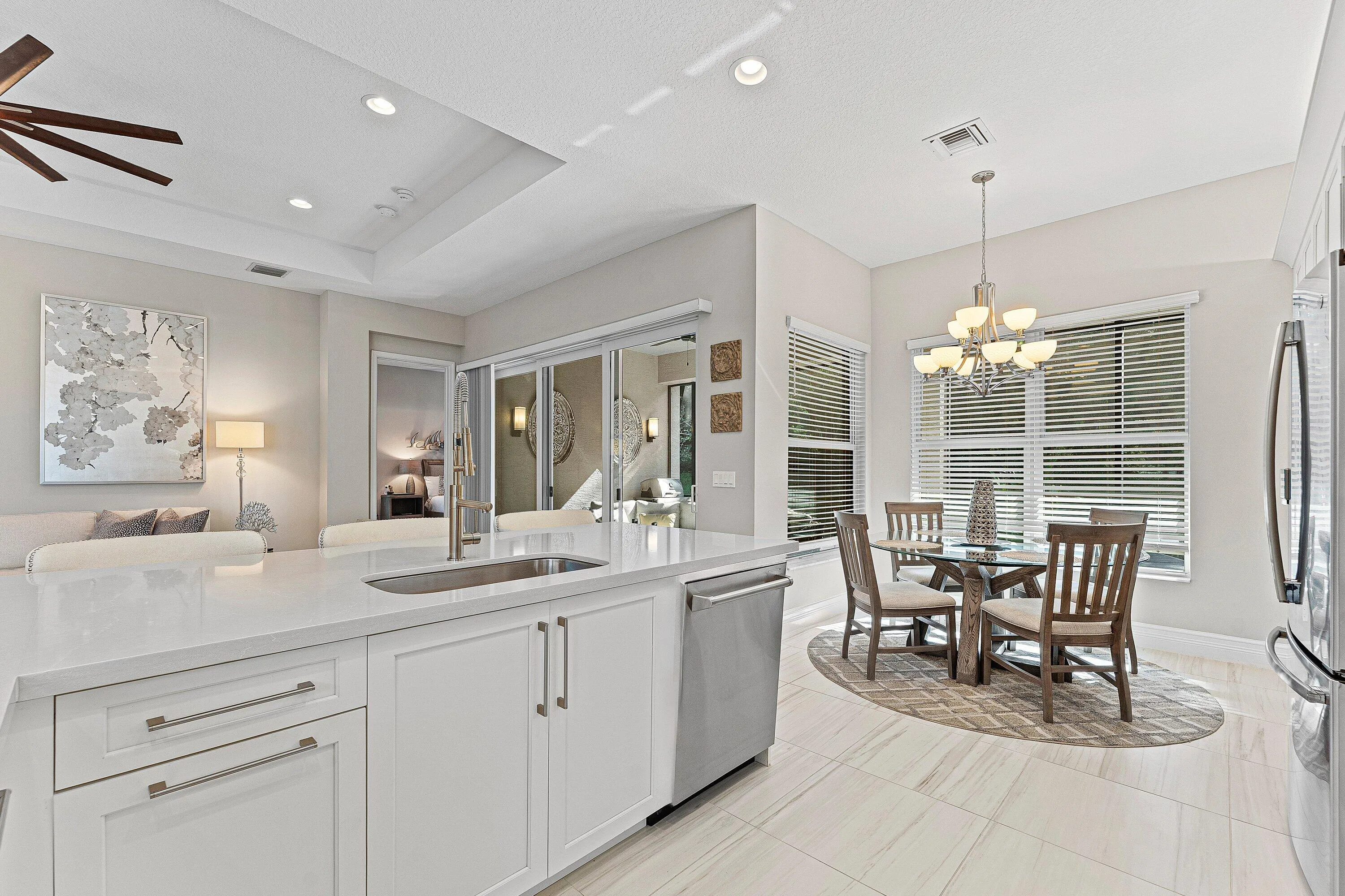 018-12608CrestedButteAvenue-BoyntonBeach