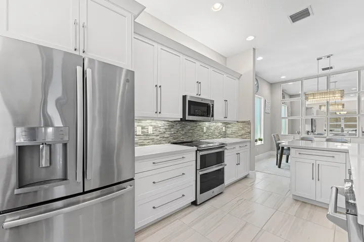 015-12608CrestedButteAvenue-BoyntonBeach