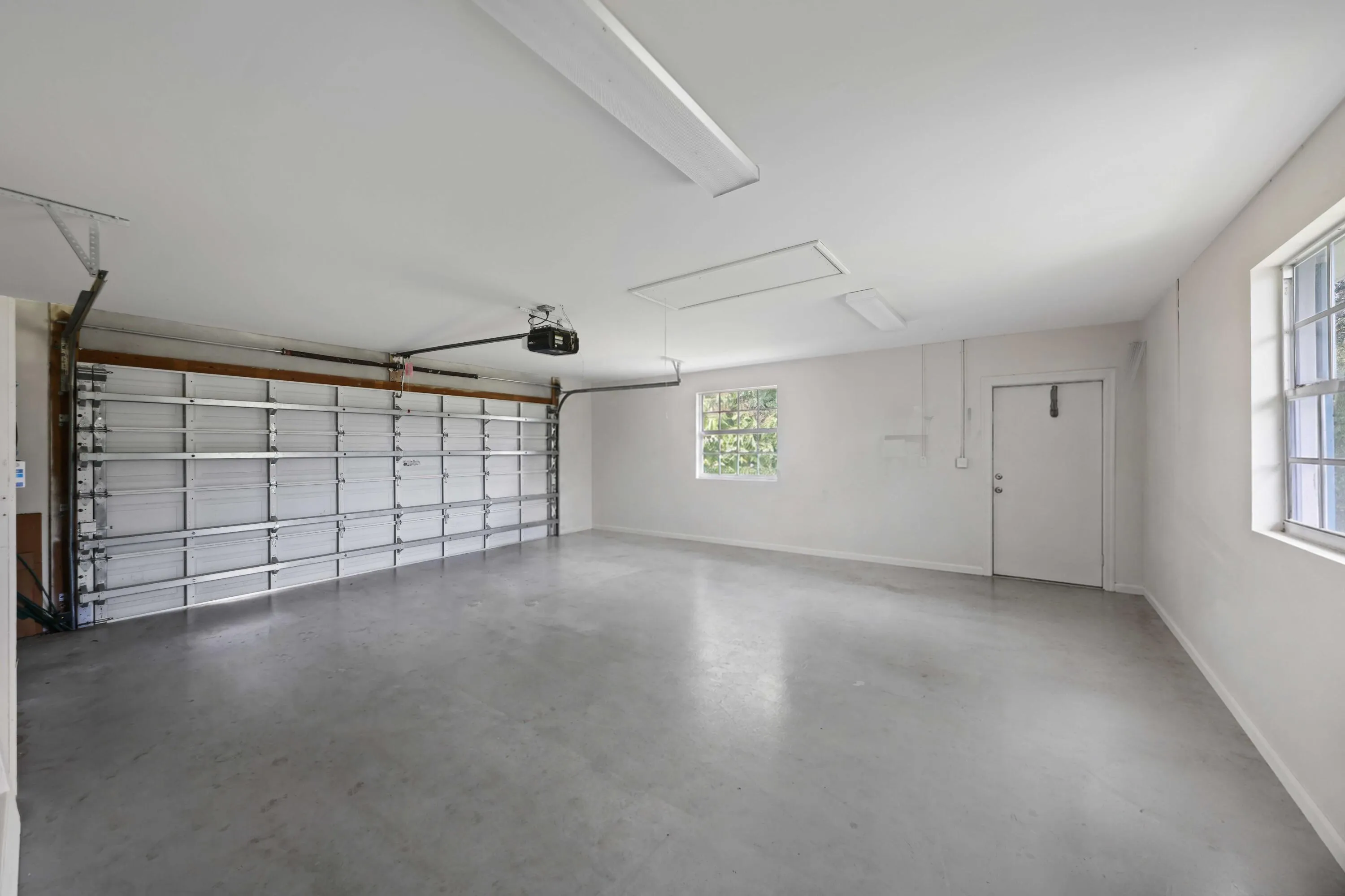 2 Car Garage