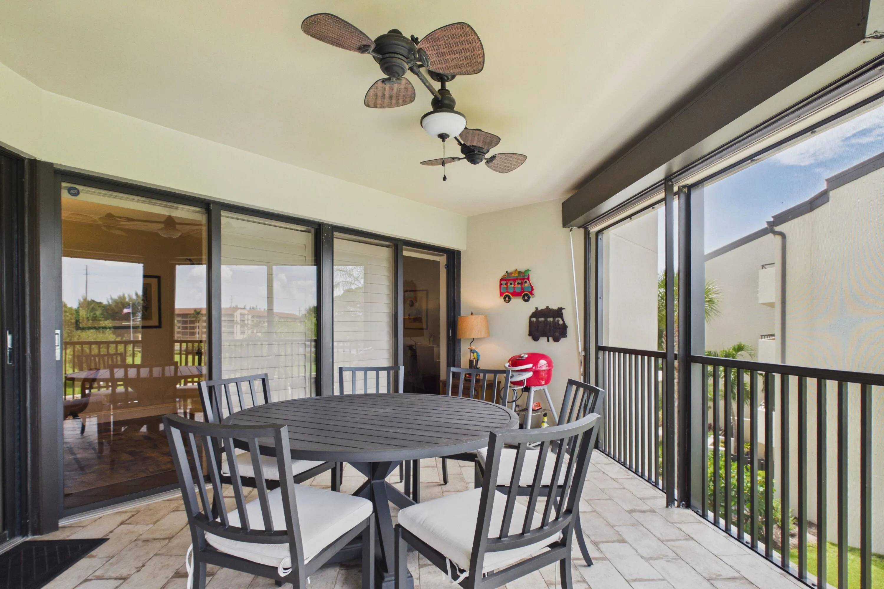 Screened Balcony