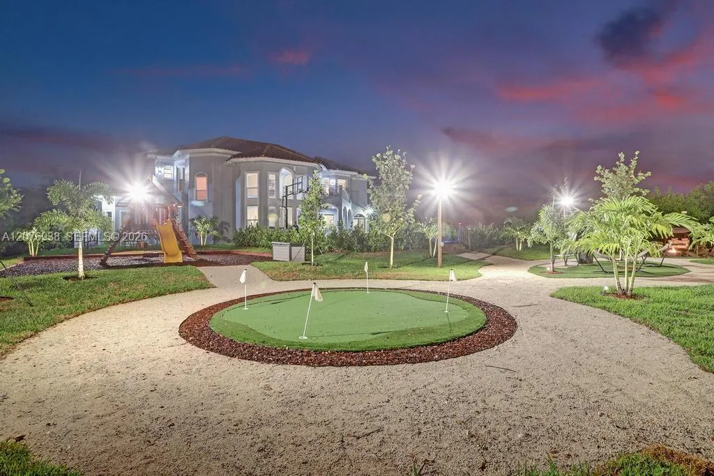 Property photo 44