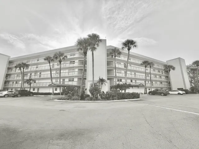 001-6400Northwest2ndAvenue-Unit321-BocaR