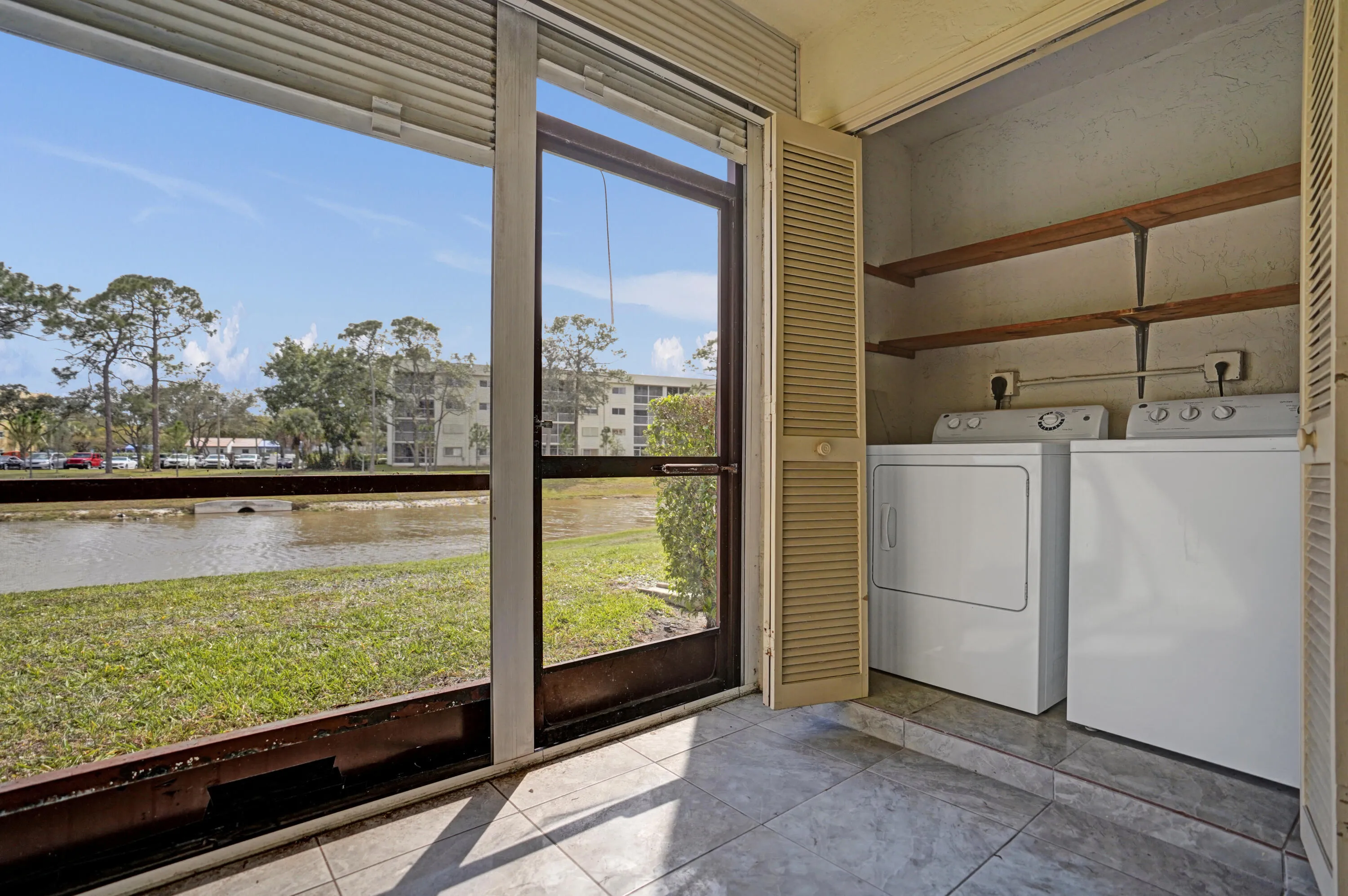 Condo For Sale in Lucerne Pointe