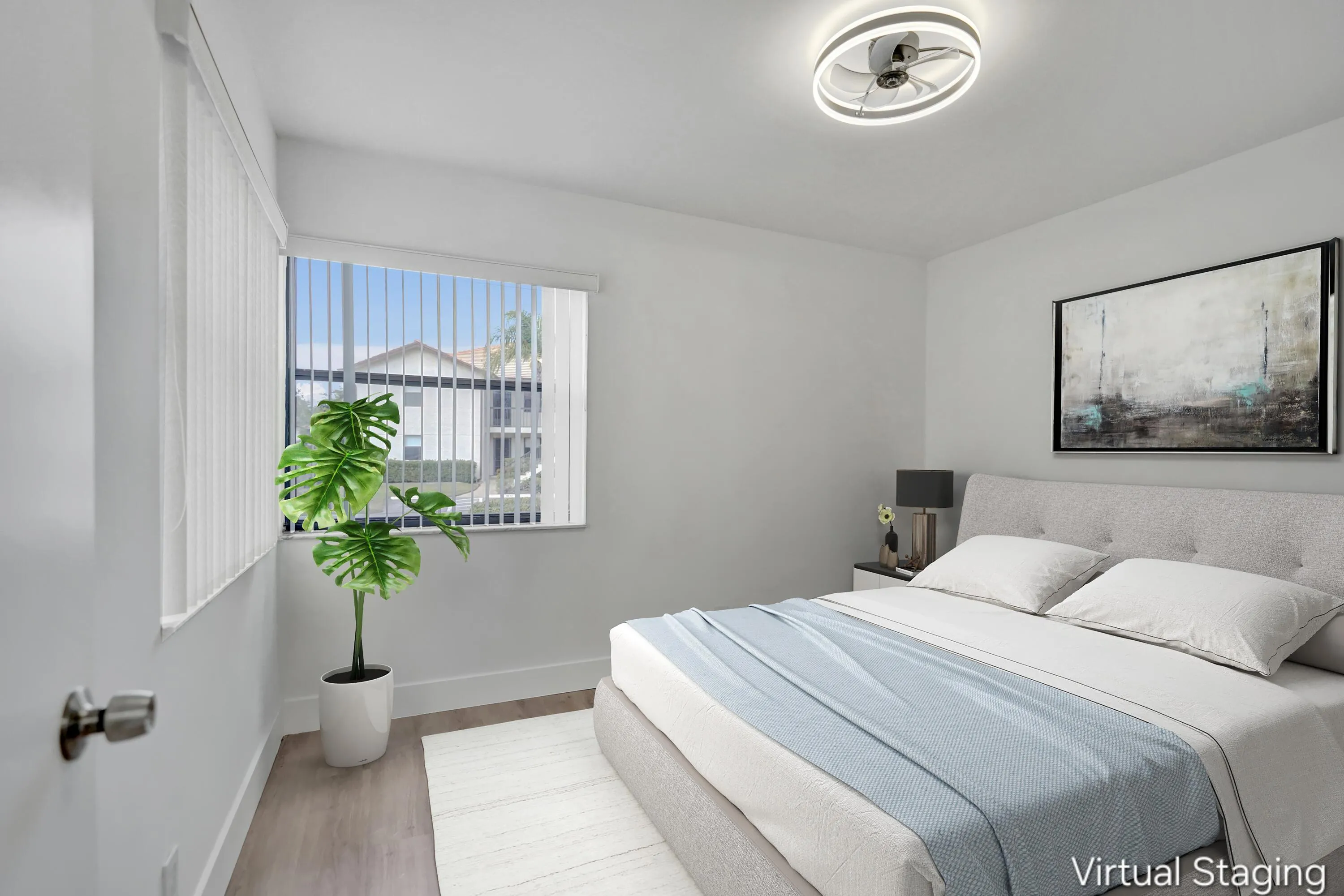 Condo For Sale in Lucerne Pointe