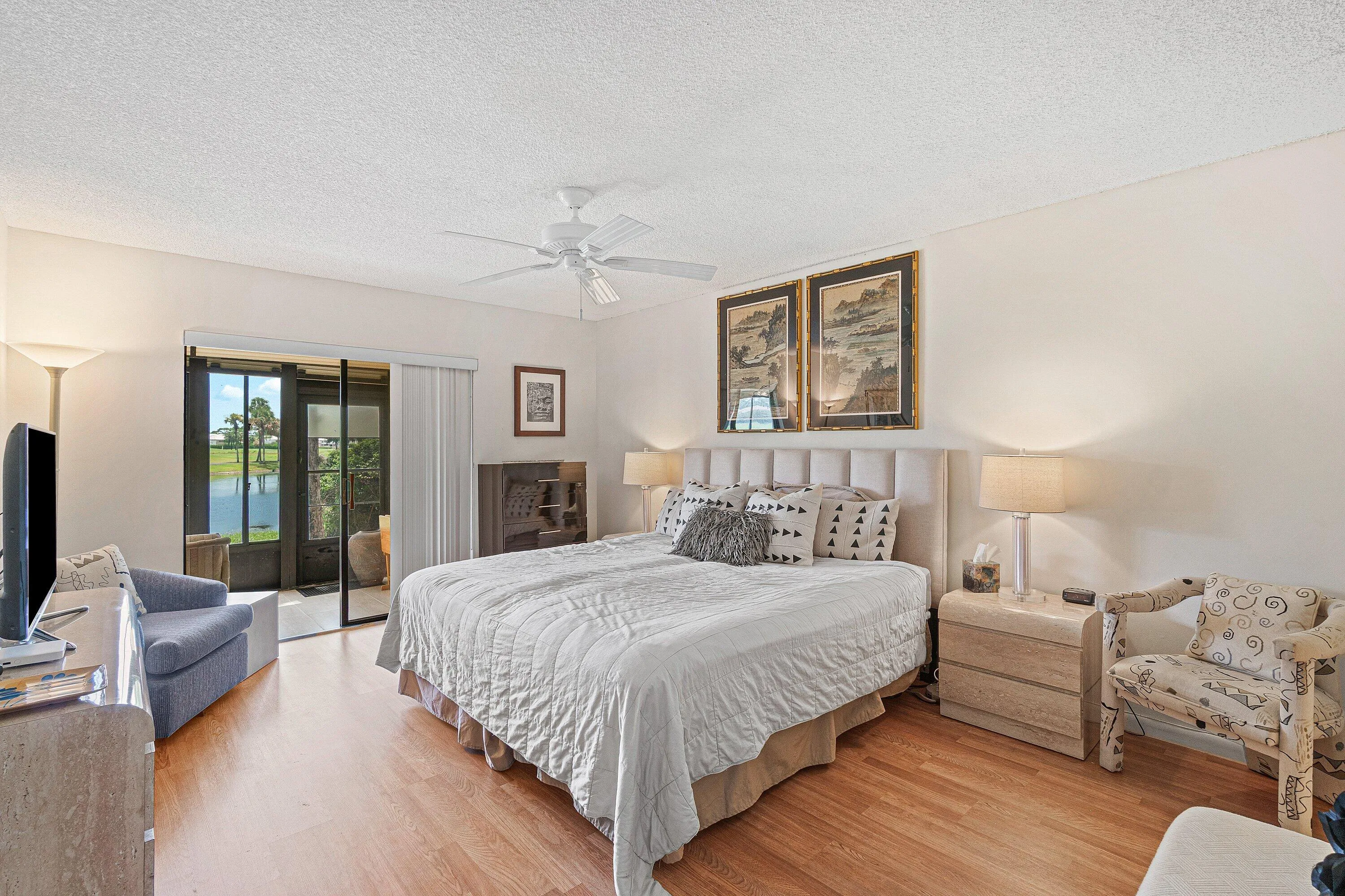 Spacious Primary Suite