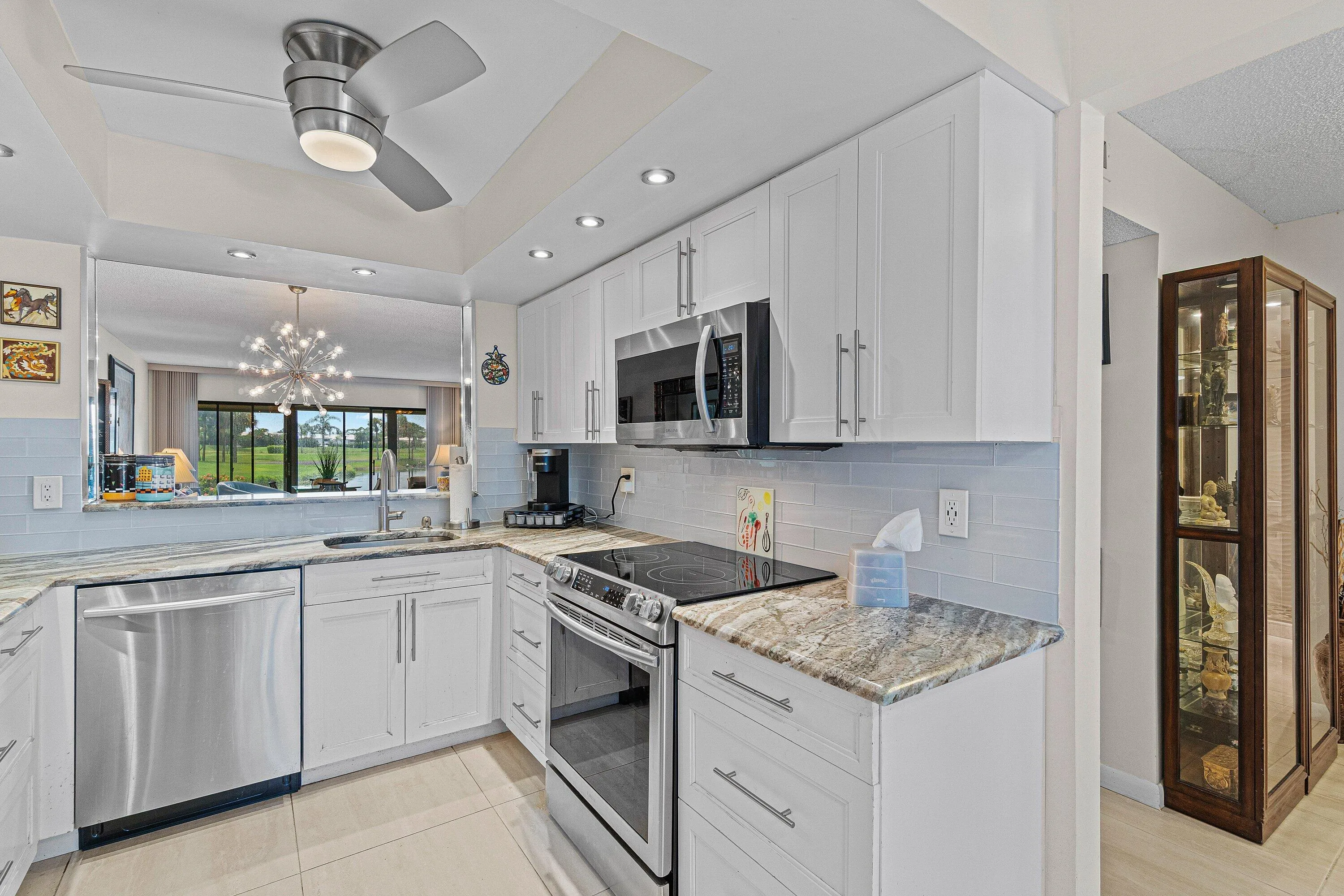Dramatic Granite Counters