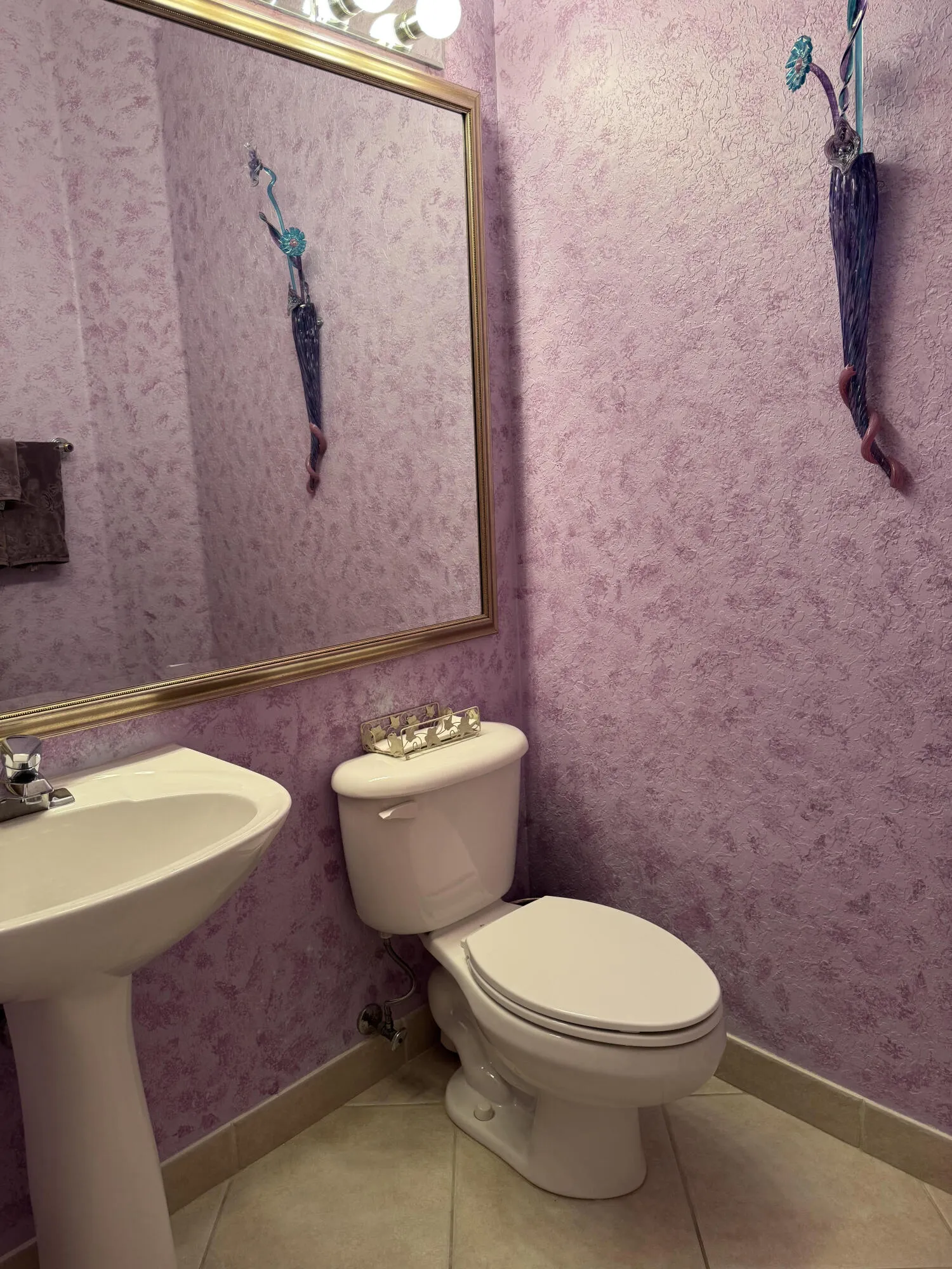 POWDER ROOM