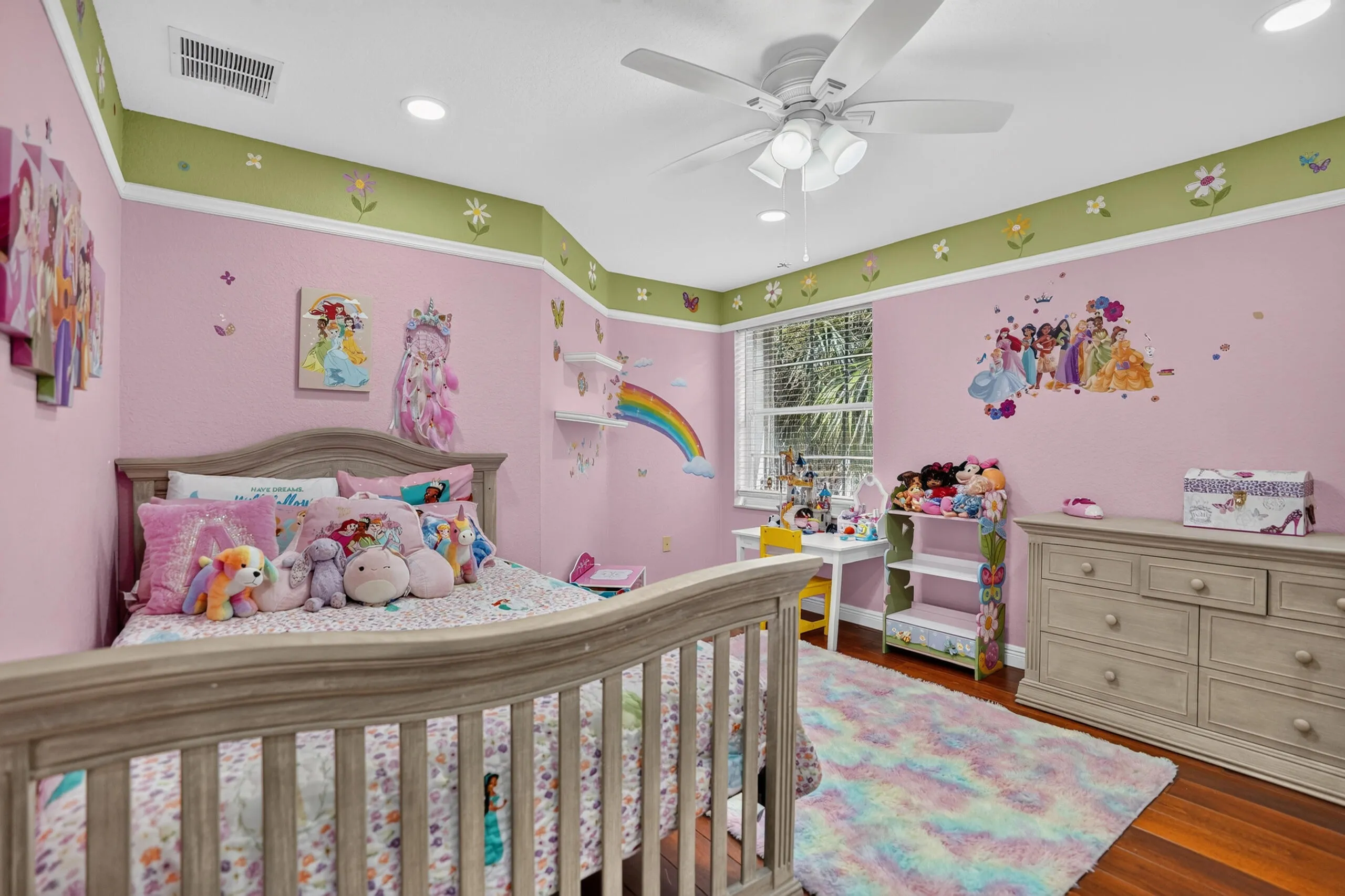 2nd bedroom