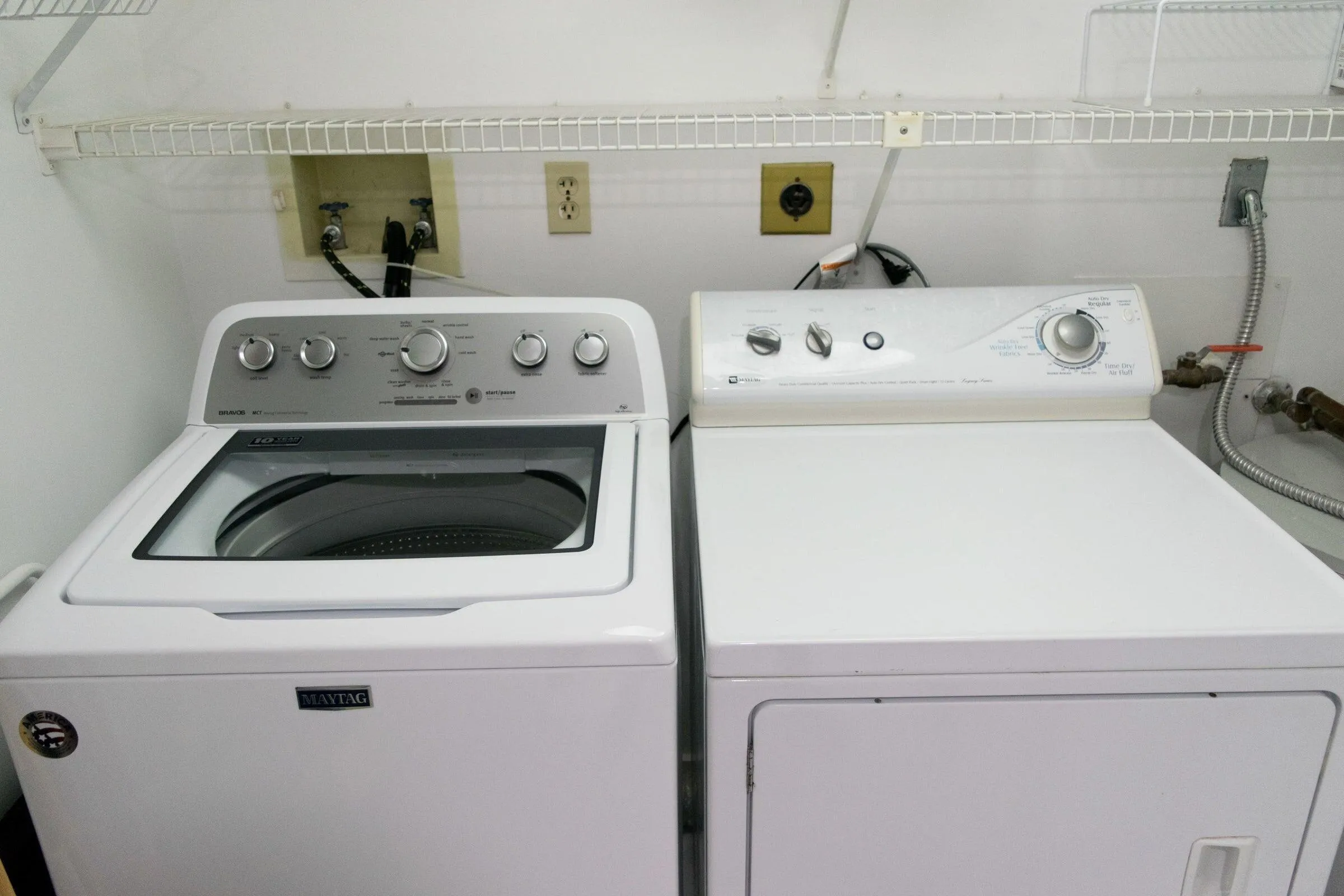 19. Apartment - Laundry Room (1)