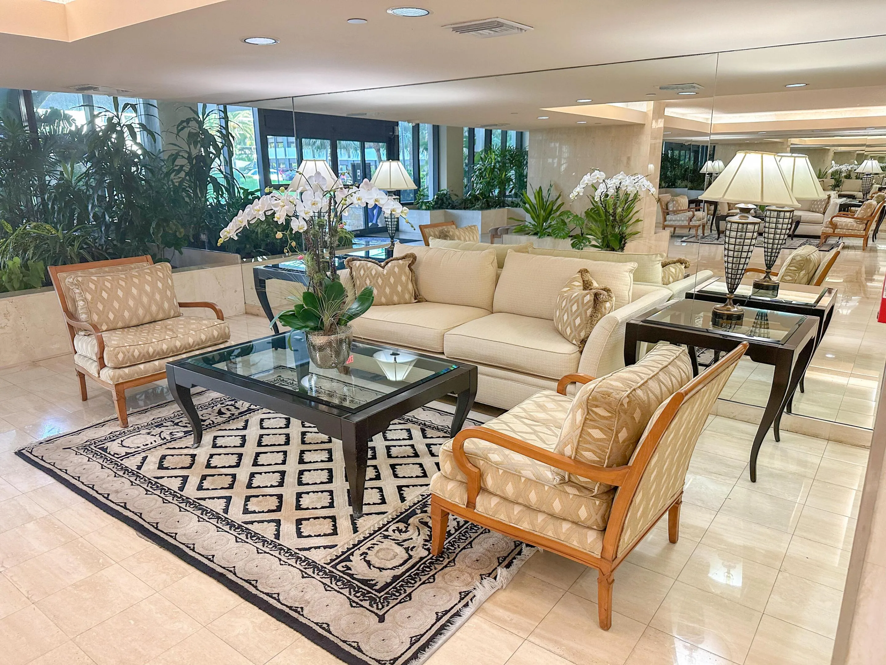 7. Coronado - Lobby (1)