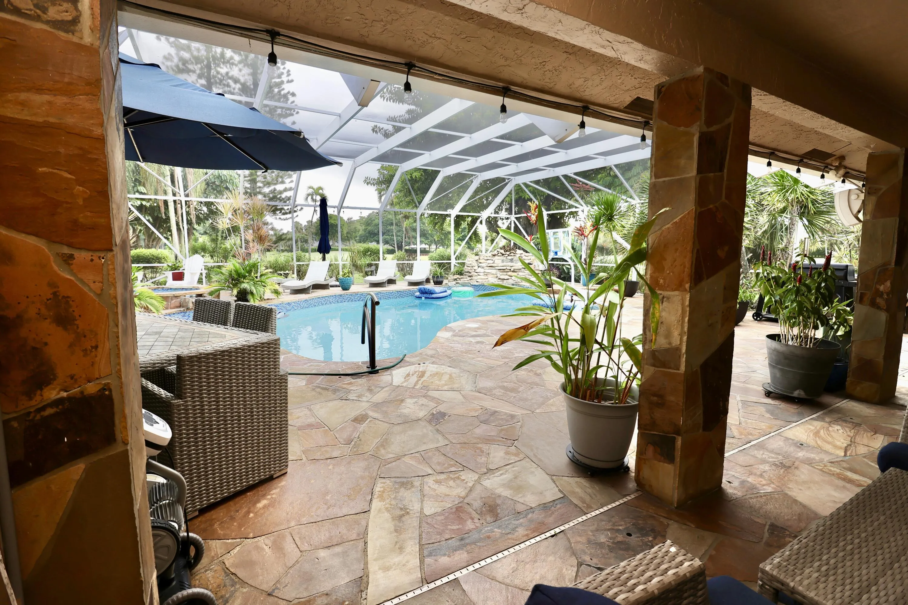 Property photo 28