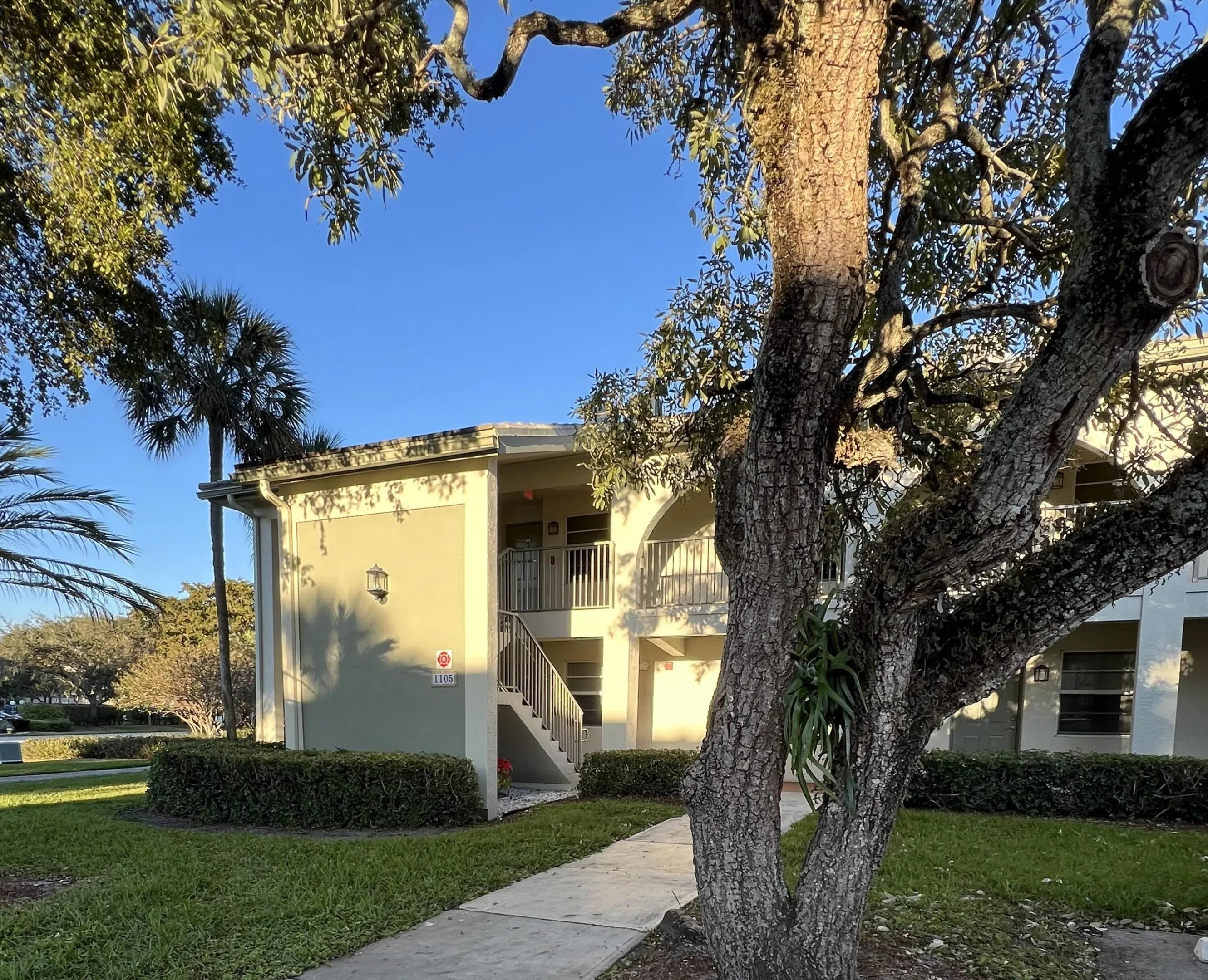 1105 Bldg