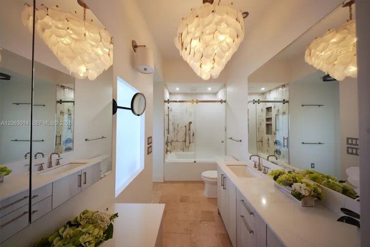 Primary Suite Bath