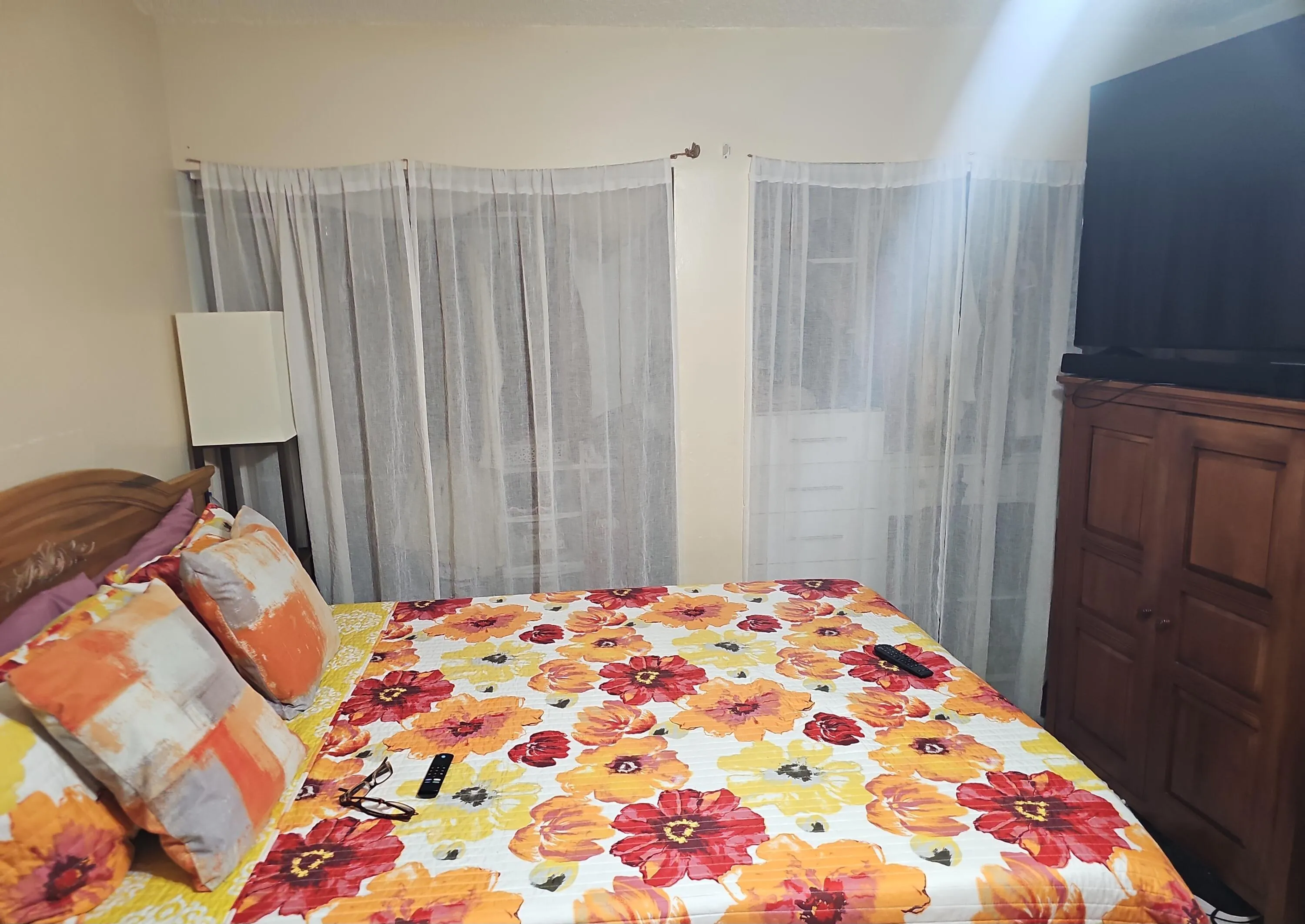 Bedroom 1 (2)
