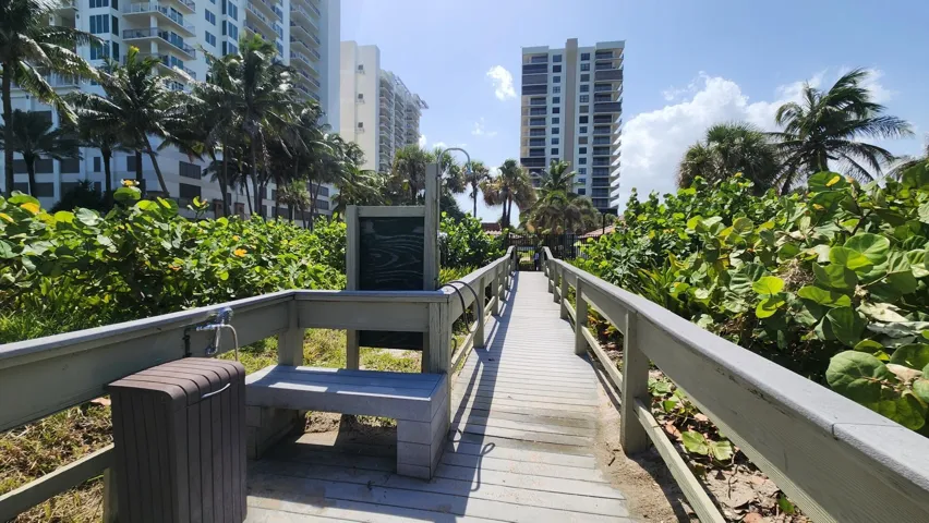 Deeded Community Beach Access