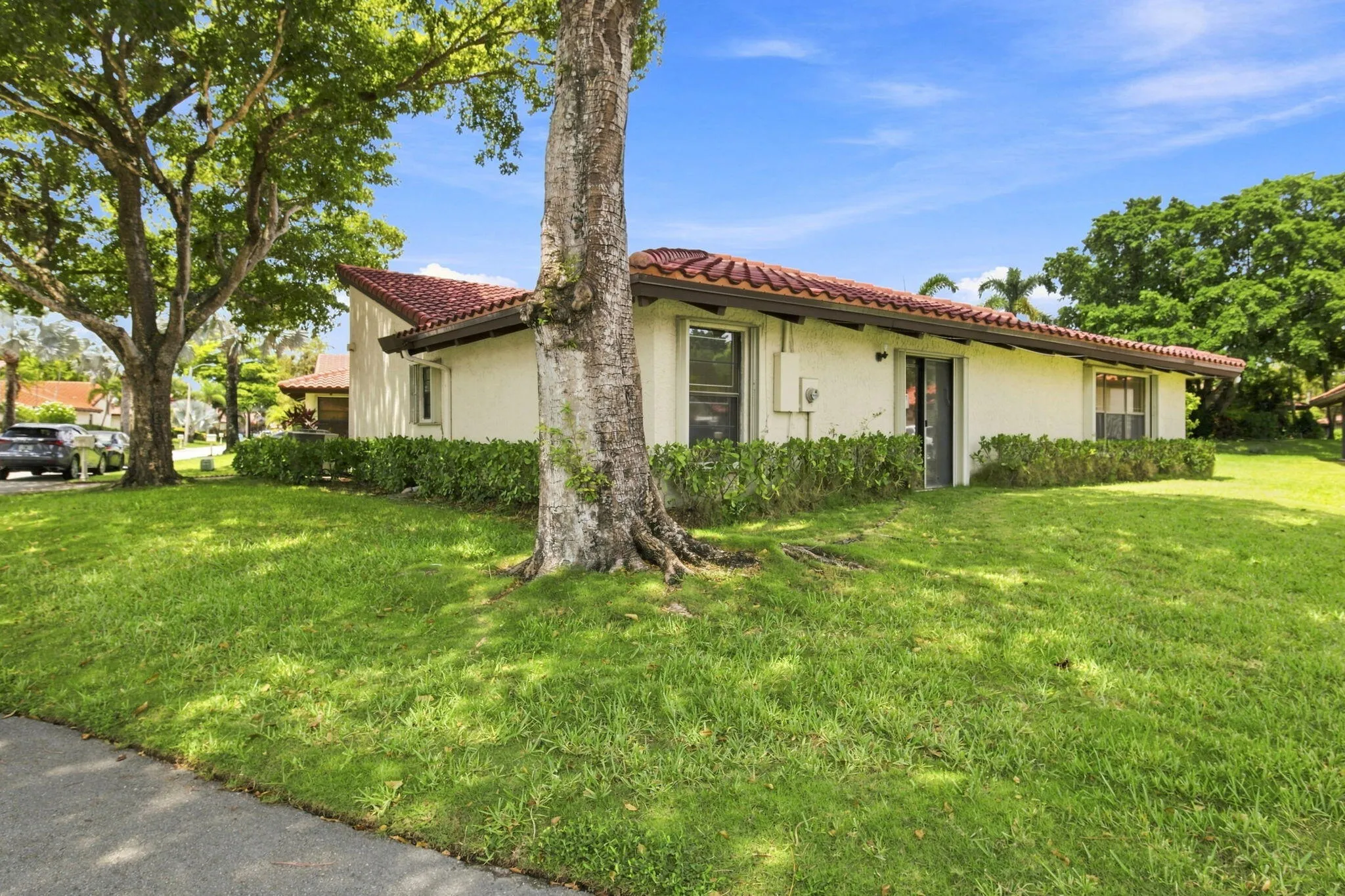 7918 HIBISCUS CIR 4