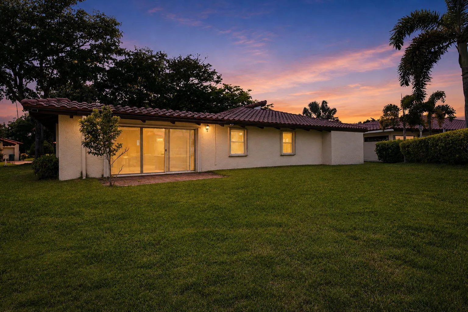 7918 HIBISCUS CIR 1