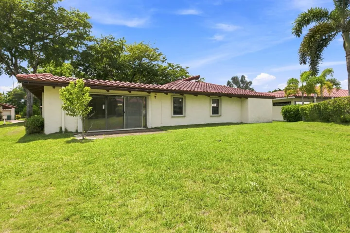7918 HIBISCUS CIR 5