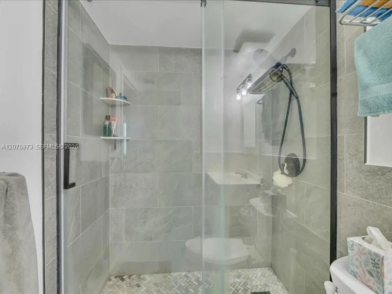 Walkin Shower