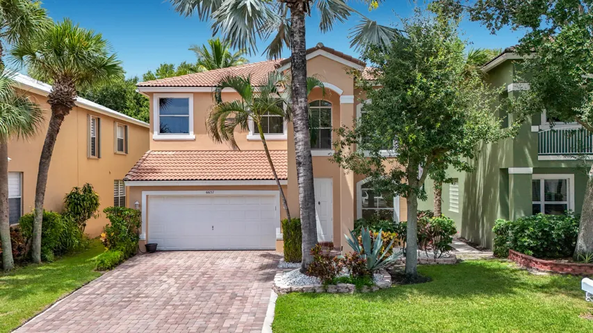 6657 Lurais Drive-11