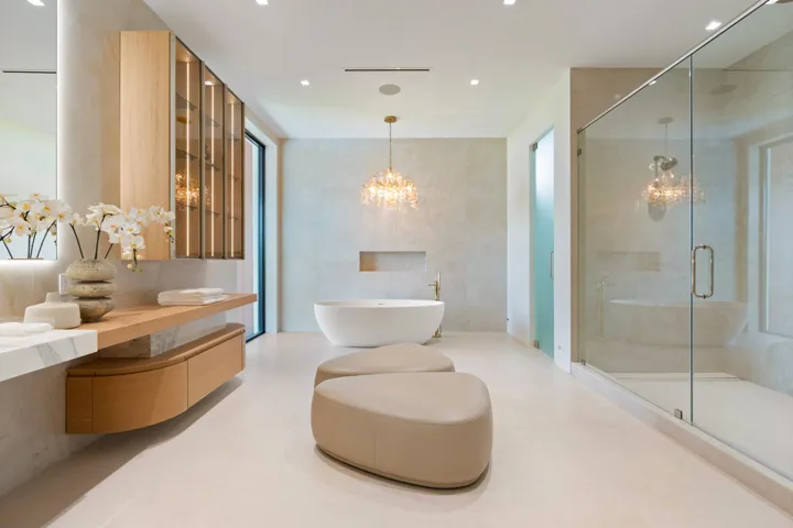 Lady's Master Suite