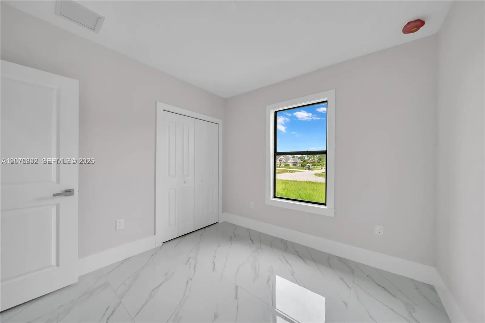 Property photo 64