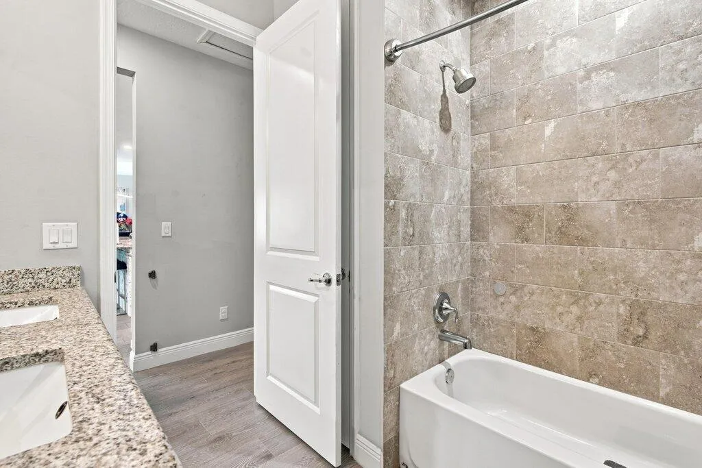 2nd bathroom
