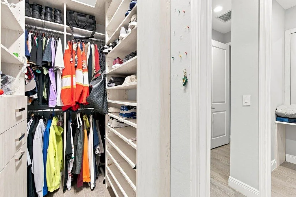 1st walk in closet