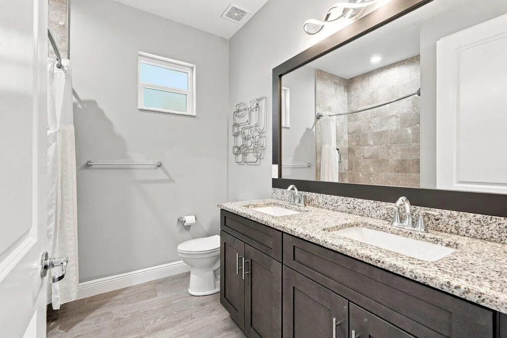 2nd bathroom