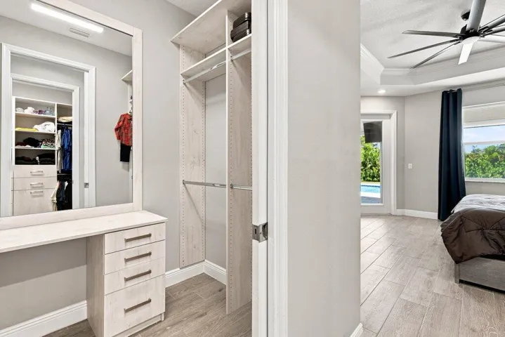 2nd walk in closet