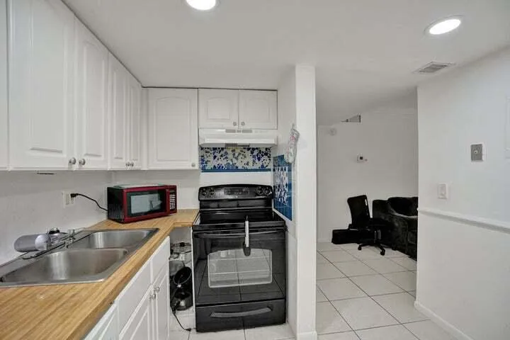 Kitchen 3