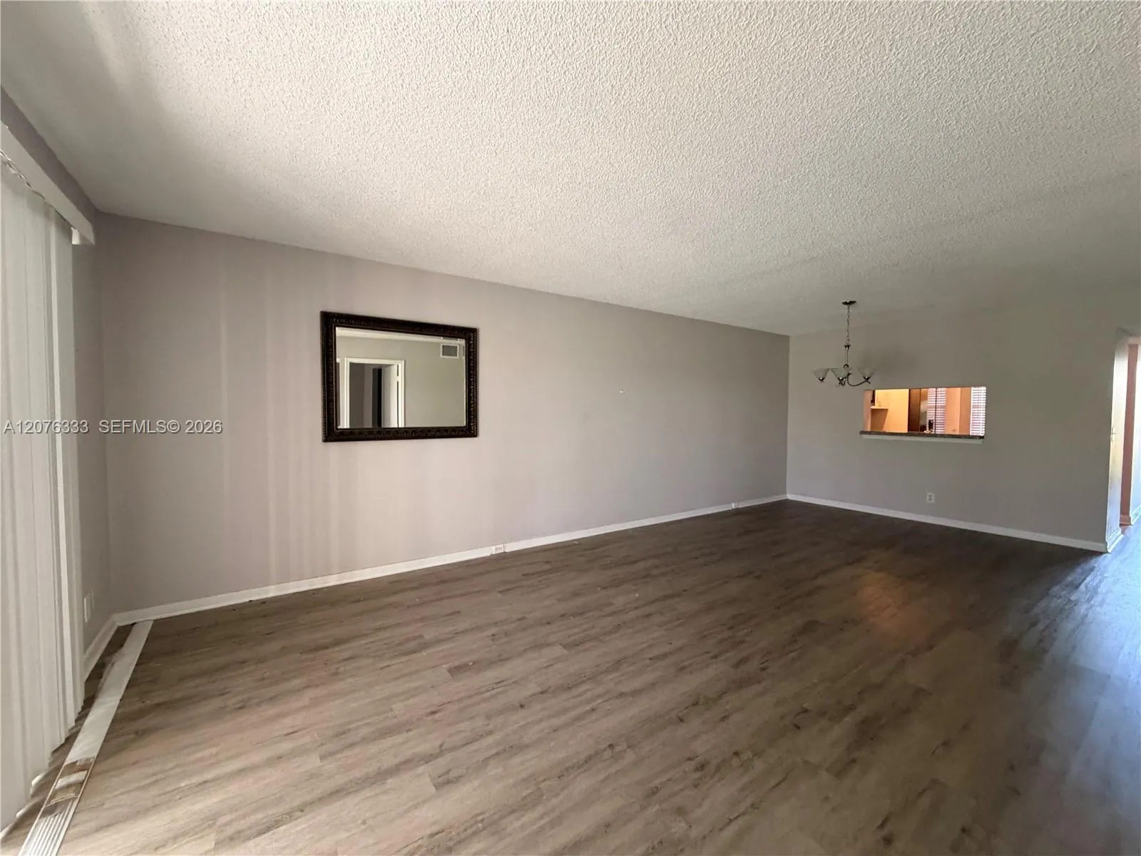 Living Room / Dining Room