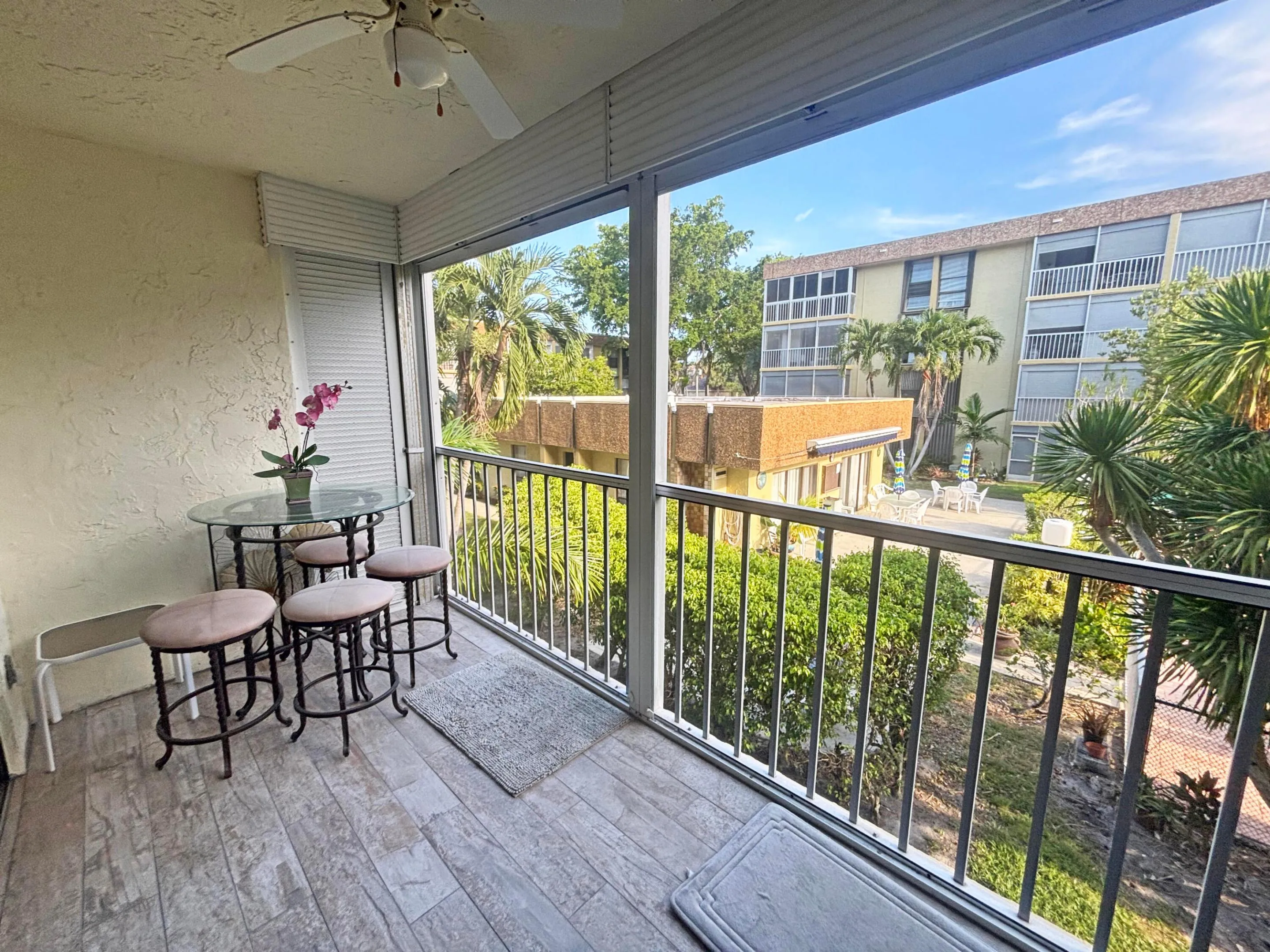 51-web-or-mls-367_S_Federal_Hwy_Apt_A209