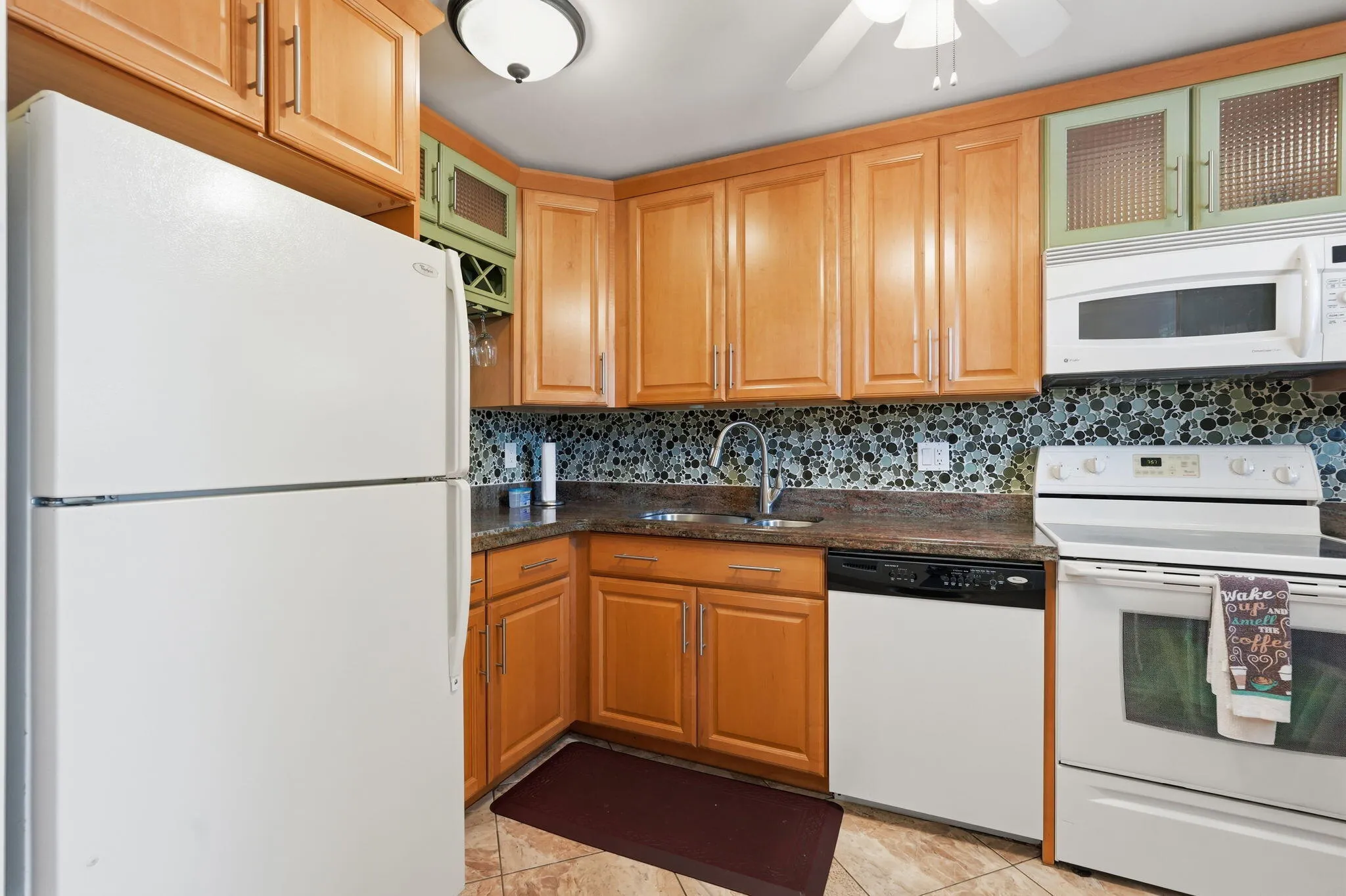 15-web-or-mls-367_S_Federal_Hwy_Apt_A209