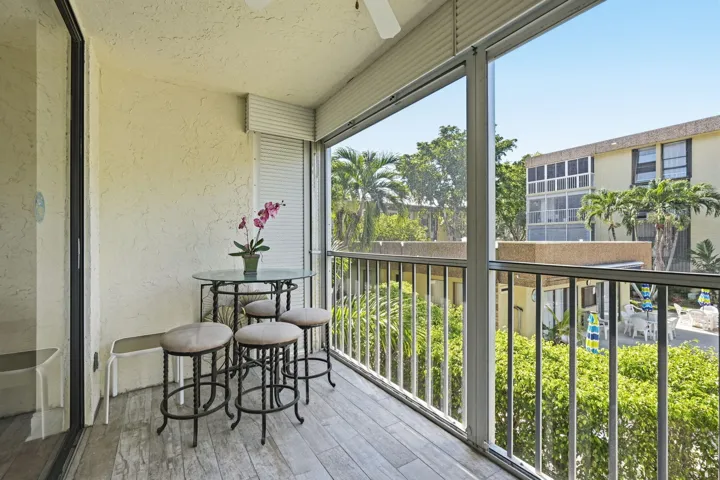 22-web-or-mls-367_S_Federal_Hwy_Apt_A209