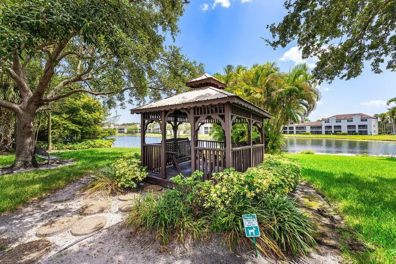 043-3331Northwest71stStreet-CoconutCreek
